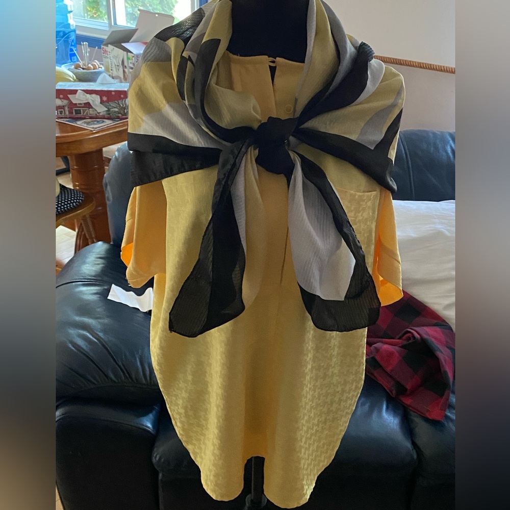 Vintage Yellow Short Sleeve Blouse from Eaton’s